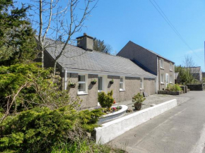 Bwlch Yr Awel Cottage, Garndolbenmaen